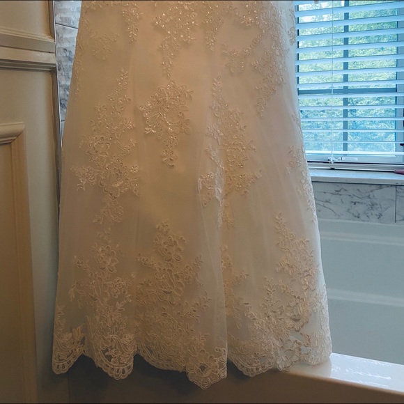 Mori Lee Bridal Gown - Picture 3 of 8